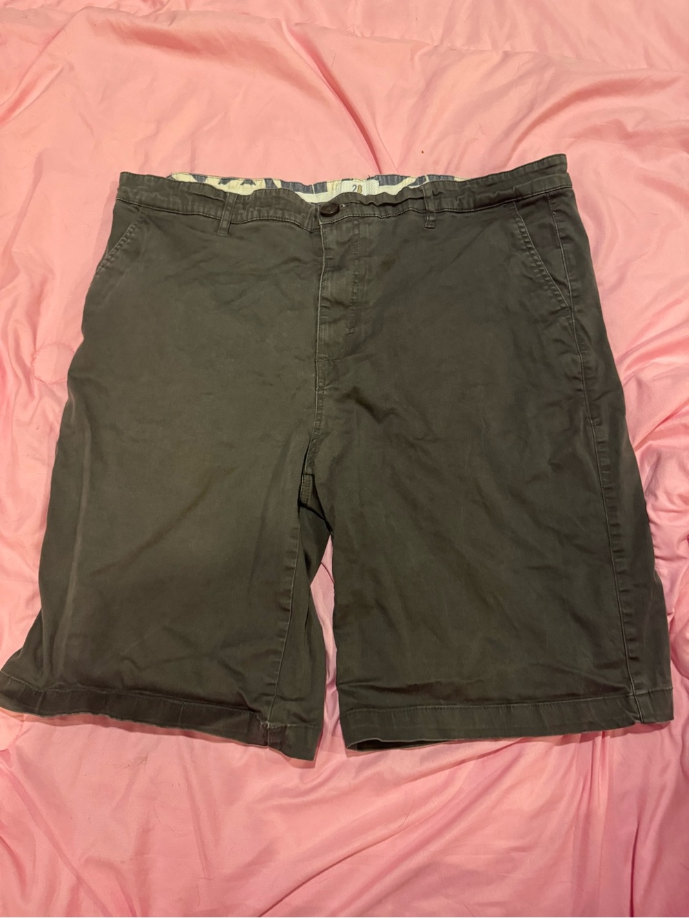 Men's Flat Front Cotton Shorts in Charcoal Gray